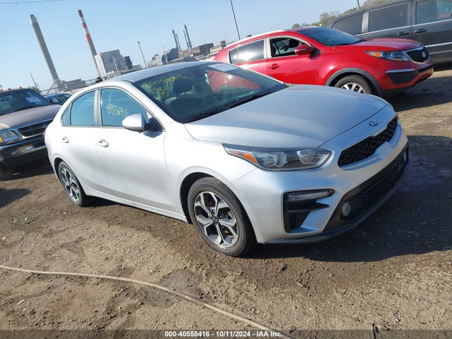 2019 3KPF24AD8KE008791 main image