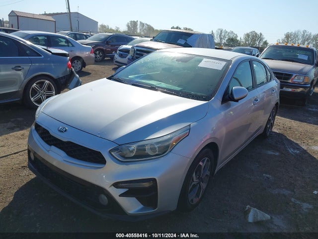 KIA Forte Lxs 2019 3KPF24AD8KE008791 Image 2