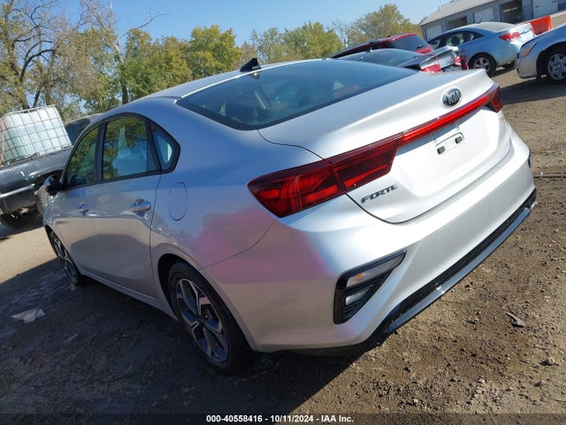 KIA Forte Lxs 2019 3KPF24AD8KE008791 Image 3