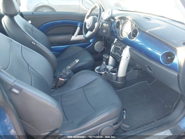 2006 MINI COOPER S WMWRE33596TJ48685 Photo 4