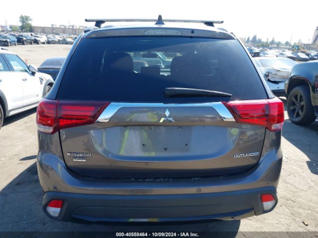 JA4AD3A36JZ051285 Mitsubishi Outlander Le