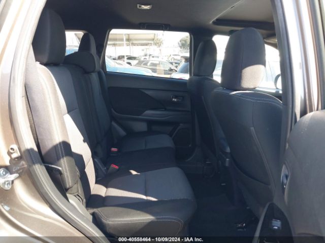 JA4AD3A36JZ051285 Mitsubishi Outlander Le