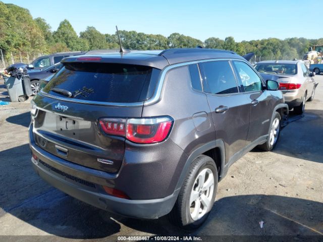 3C4NJCBB8KT851326 Jeep Compass Latitude Fwd