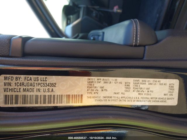 1C4RJGAG1PC534352 Jeep Grand Cherokee Laredo 4x2