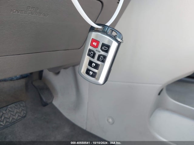 Toyota Sienna Xle Premium 2015 5TDYK3DC2FS644530 Image 11