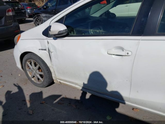 JTDKDTB35E1060282 Toyota Prius C Four