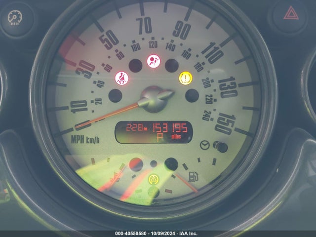 2006 MINI COOPER S WMWRE33526TJ33574 Photo 6