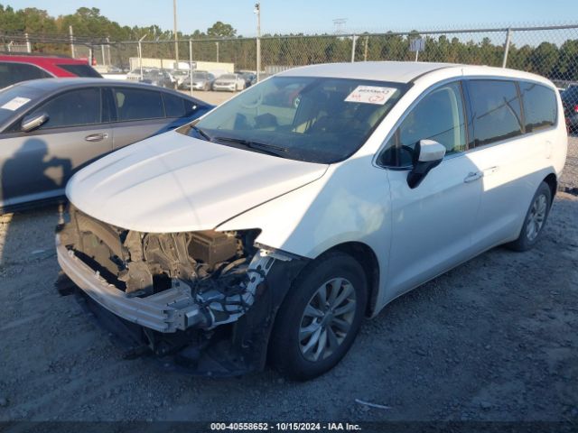 2C4RC1DG7HR688592 Chrysler Pacifica Touring