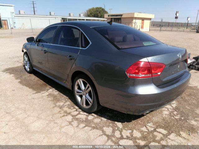 1VWBV7A32FC031752 Volkswagen Passat 2.0l Tdi Se