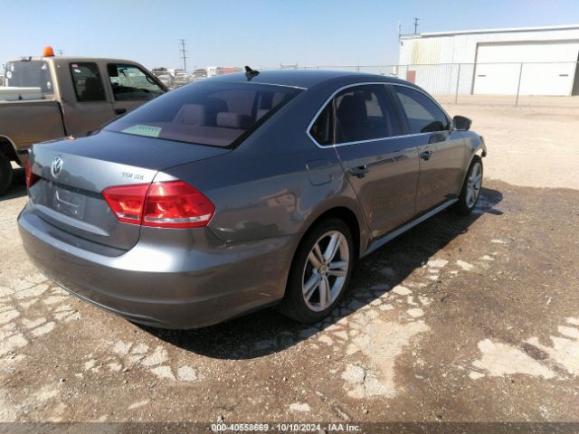 1VWBV7A32FC031752 Volkswagen Passat 2.0l Tdi Se