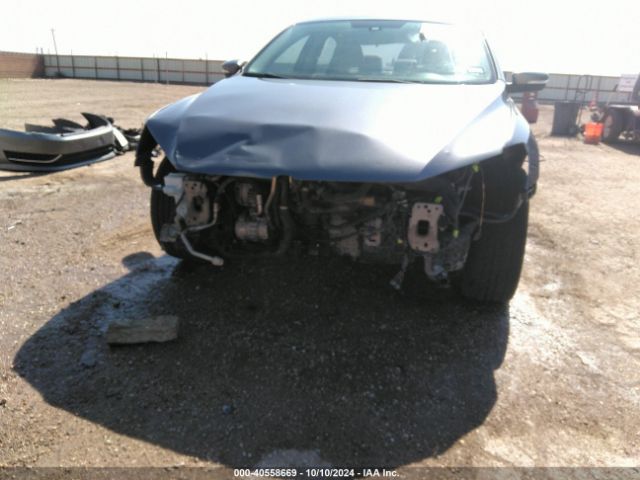 1VWBV7A32FC031752 Volkswagen Passat 2.0l Tdi Se