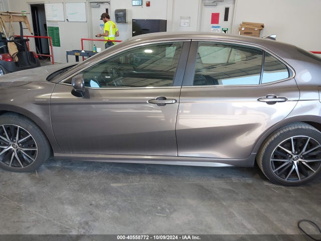Toyota CAMRY SE 2021 4T1G11AK3MU428253 Image 14