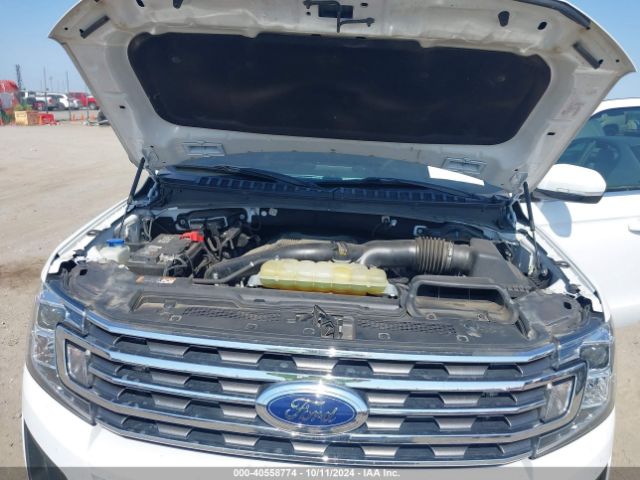 1FMJU1JT2KEA69233 Ford Expedition Xlt