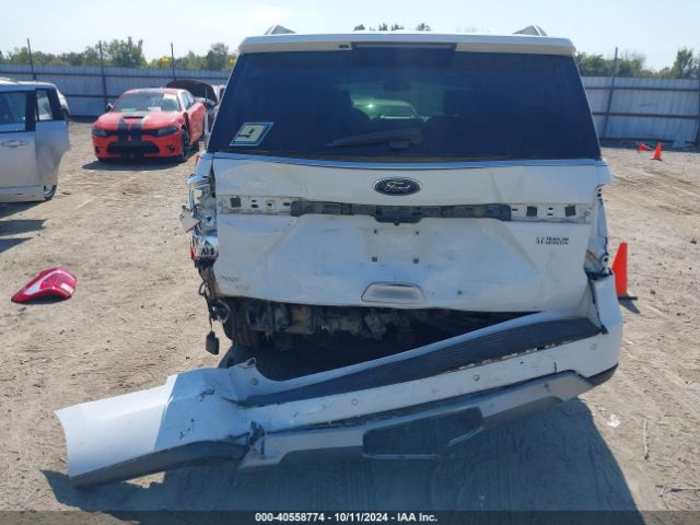 1FMJU1JT2KEA69233 Ford Expedition Xlt
