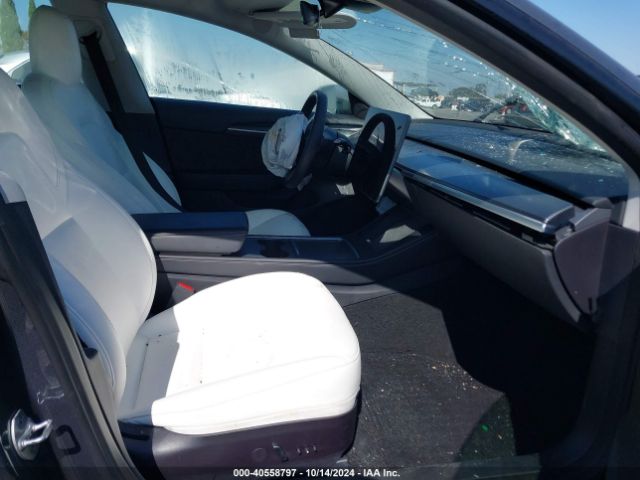 5YJ3E1EA8NF357943 Tesla Model 3 Rear-wheel Drive