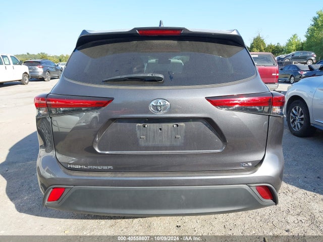 Toyota Highlander Xle 2022 5TDGZRAH5NS110866 Image 16