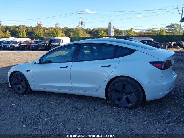2023 TESLA MODEL 3 5YJ3E1EA1PF570543 Photo 2
