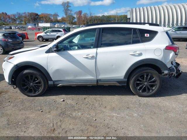 2T3RFREV9JW766496 Toyota Rav4 Adventure