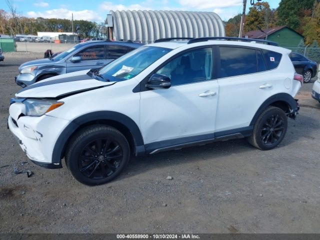 2T3RFREV9JW766496 Toyota Rav4 Adventure