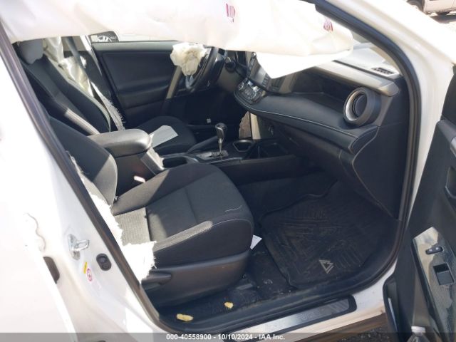 2T3RFREV9JW766496 Toyota Rav4 Adventure