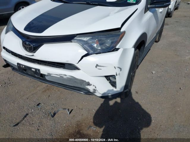 2T3RFREV9JW766496 Toyota Rav4 Adventure