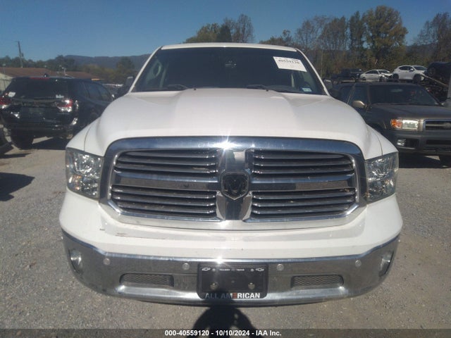 1C6RR7GG6JS228963 RAM 1500 Big Horn  4x4 6'4 Box