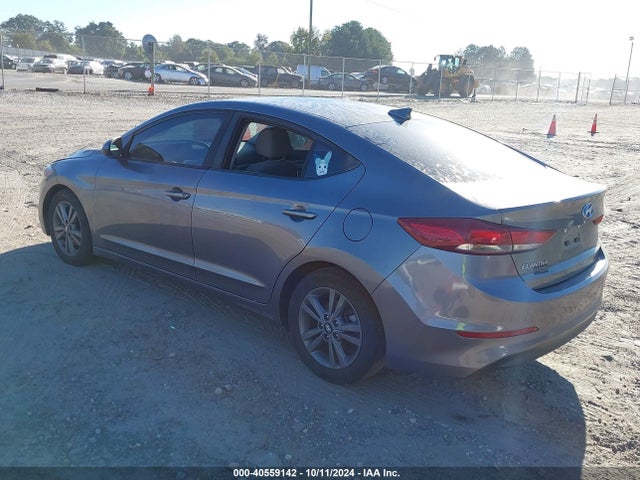Hyundai ELANTRA SEL 2018 5NPD84LF4JH240349 Image 3