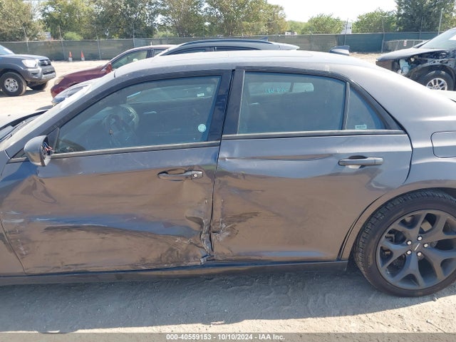 Chrysler 300 S 2022 2C3CCABG9NH184415 Image 14