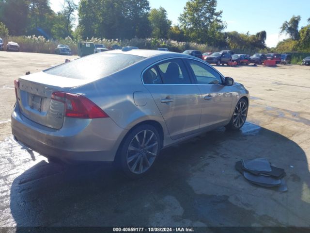 YV1612TC1F2318077 Volvo S60 T5 Premier Plus