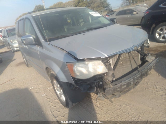 2010 Chrysler Town & Country Touring Plus მანქანა იყიდება აუქციონზე, vin: 2A4RR8D16AR494834, აუქციონის ნომერი: 40559386