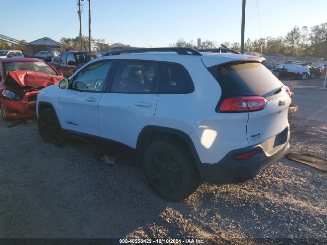 1C4PJMDB0HW615879 Jeep Cherokee High Altitude 4x4