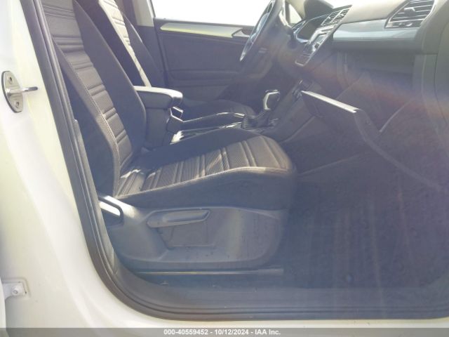 3VVRB7AX8RM009921 Volkswagen TIGUAN S