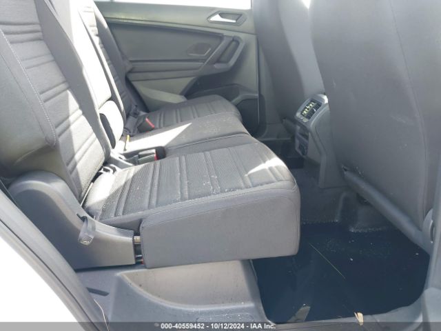 3VVRB7AX8RM009921 Volkswagen TIGUAN S