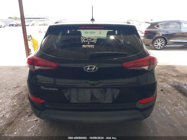 KM8J33A41GU133296 Hyundai TUCSON SE