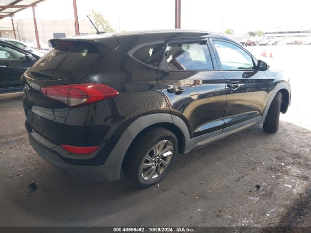 KM8J33A41GU133296 Hyundai TUCSON SE