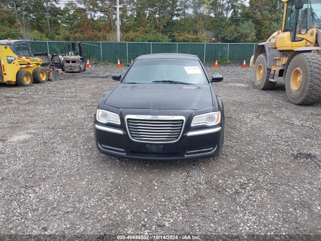 2C3CCAAG6EH278415 Chrysler 300