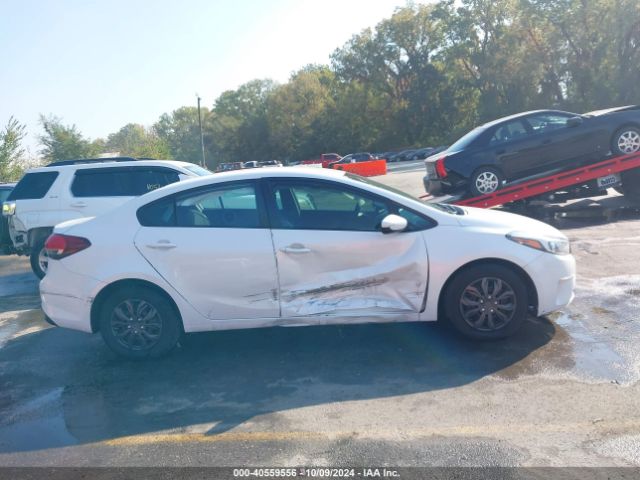 3KPFL4A70HE088314 KIA FORTE LX