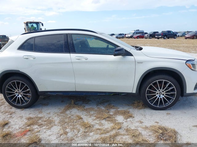 WDCTG4GB4JJ385673 Mercedes-Benz Gla 250 4matic
