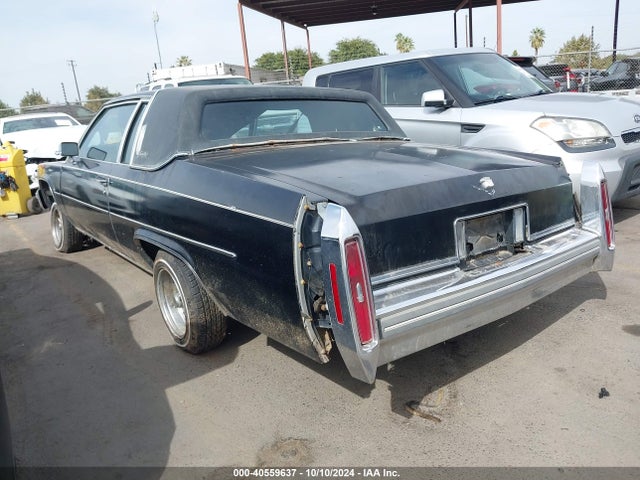 1981 CADILLAC DEVILLE 1G6AD4799B9162053 Photo 2