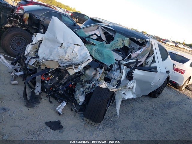 2024 TESLA MODEL Y 7SAYGDEE3RA317909 Photo 1
