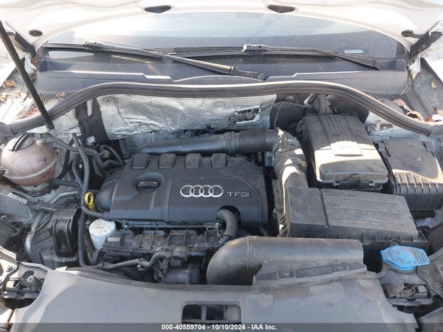 Audi Q3 2.0t Premium Plus 2015 WA1EFCFS8FR005850 Image 10