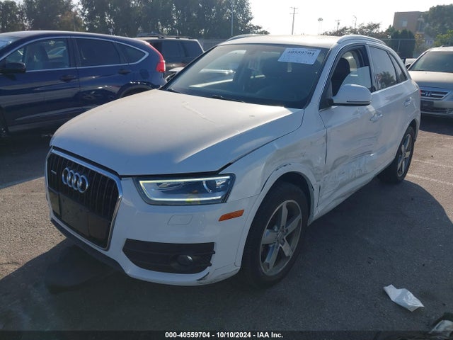 WA1EFCFS8FR005850 Audi Q3 2.0t Premium Plus