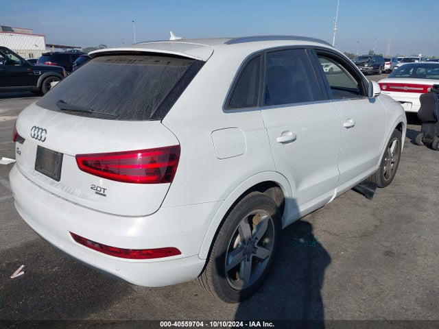 WA1EFCFS8FR005850 Audi Q3 2.0t Premium Plus