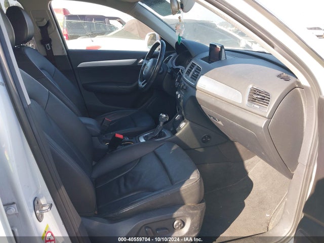 Audi Q3 2.0t Premium Plus 2015 WA1EFCFS8FR005850 Image 5