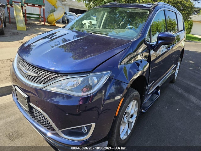 2C4RC1BG2JR321009 Chrysler Pacifica Touring L