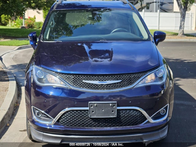 2C4RC1BG2JR321009 Chrysler Pacifica Touring L