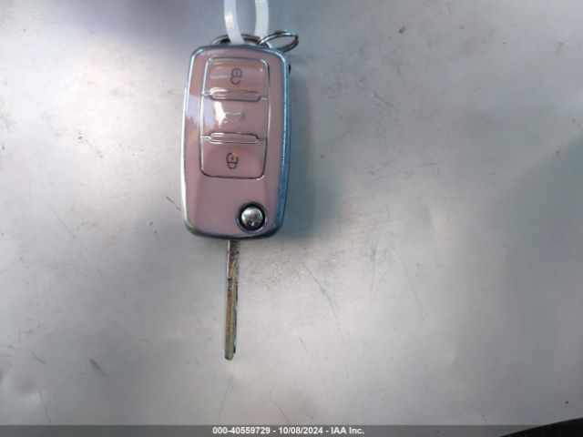 3VWD17AJXEM268988 Volkswagen Jetta 1.8t Se