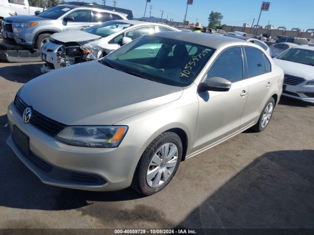 3VWD17AJXEM268988 Volkswagen Jetta 1.8t Se