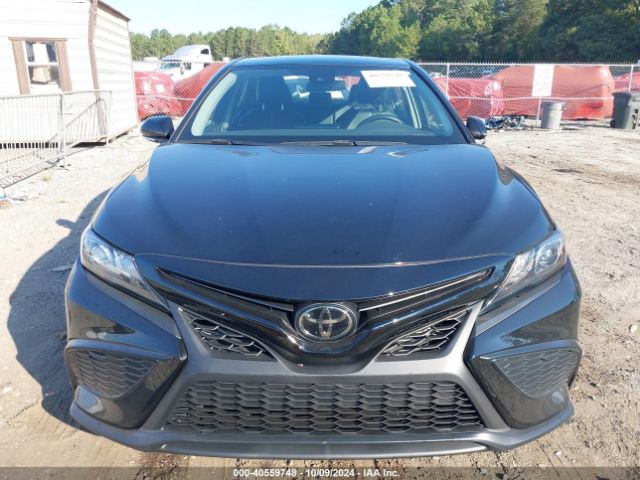 4T1G11AK6NU715832 Toyota CAMRY SE