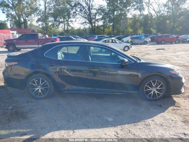 4T1G11AK6NU715832 Toyota CAMRY SE